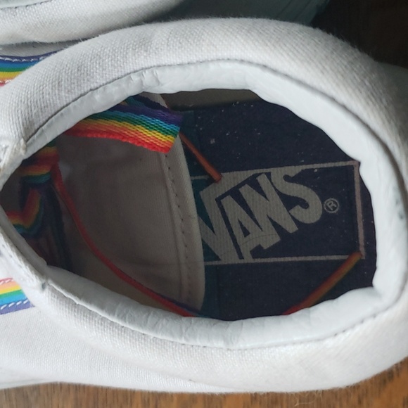 Vans canvas with rainbow stripe - Picture 4 of 12